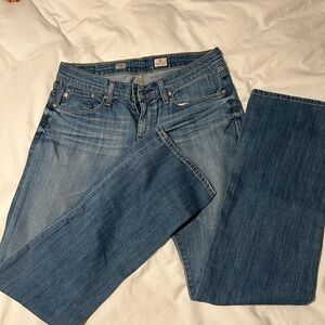 AG women’s straight leg jeans- size 29